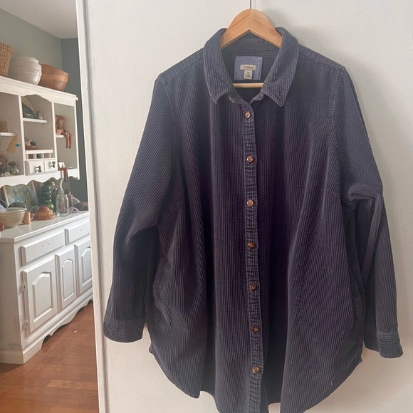L.L. Bean Jackets & Blazers - L.L. Bean Women’s Dark Blue Corduroy Shirt/Jacket
